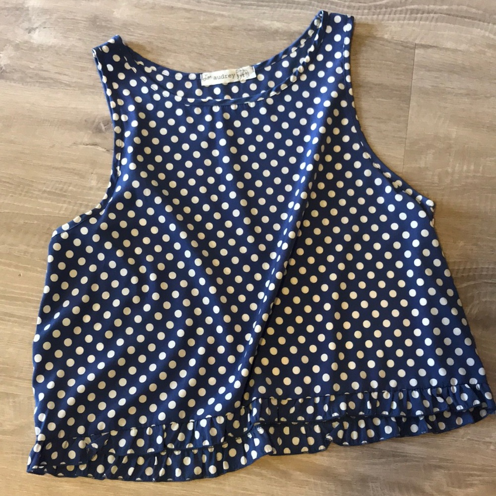 Slightly cropped tank